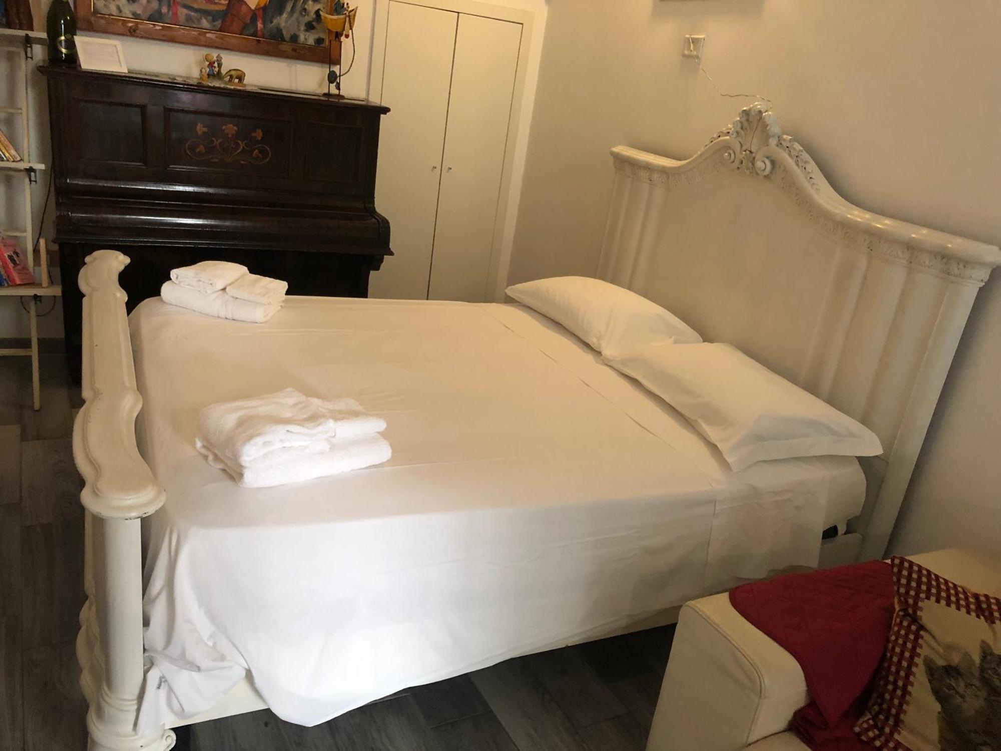 La Piccola Casa Di Tania Villa แตร์ลิซซี ภายนอก รูปภาพ